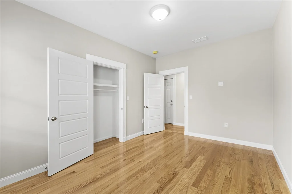 42 Almont St, Medford