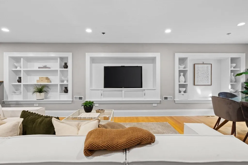 80 Worcester St, South End