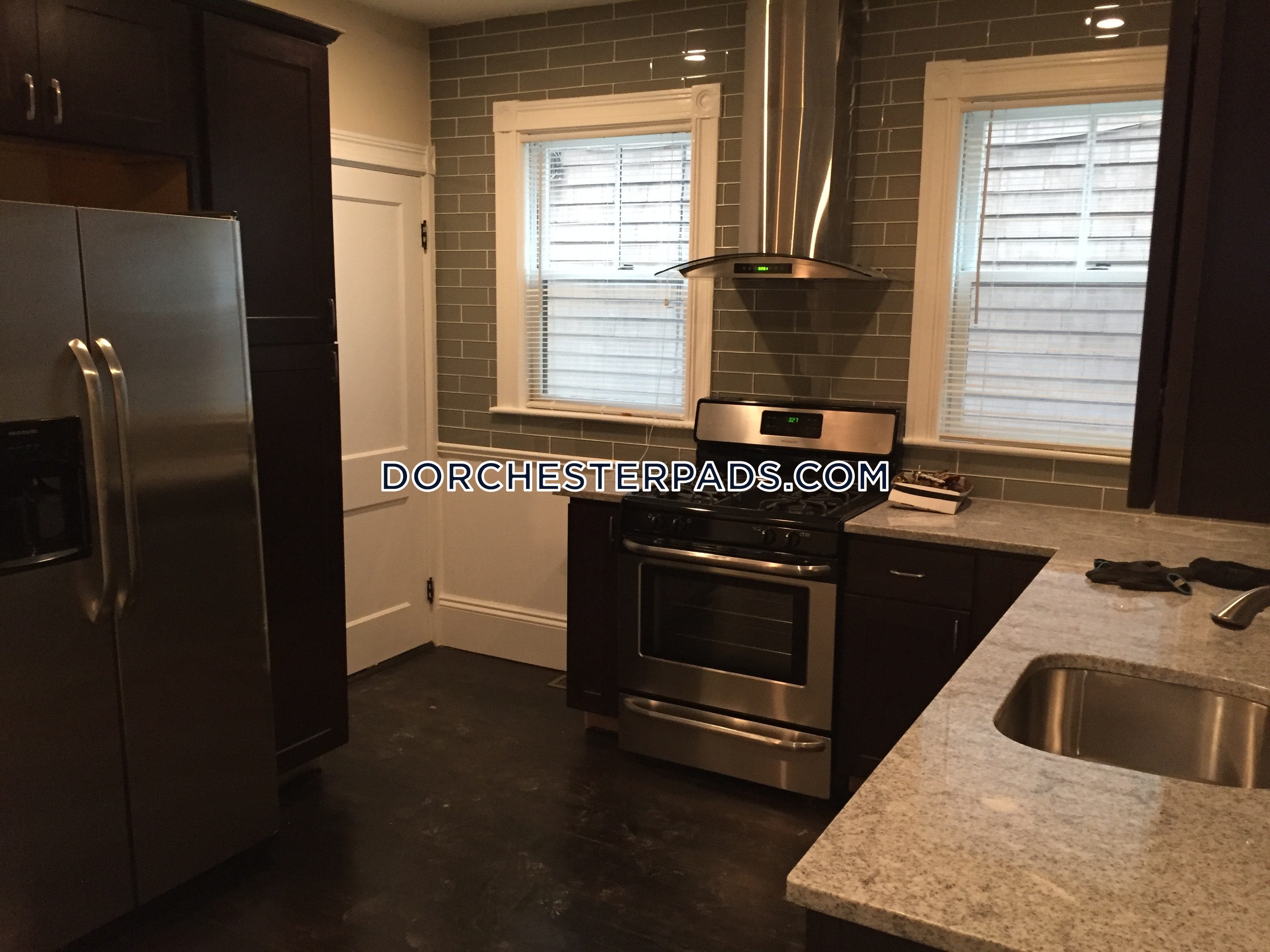 3 bed, 1.5 bath apartment for rent at 22 Trescott St Unit 1, Dorchester — photo 3 of 21