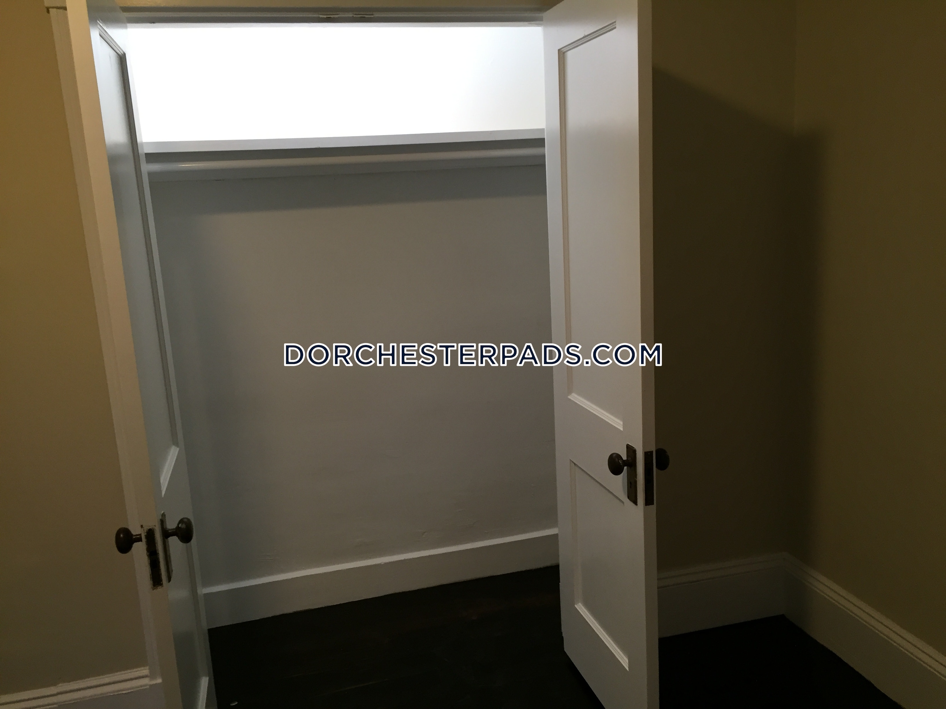 3 bed, 1.5 bath apartment for rent at 22 Trescott St Unit 1, Dorchester — photo 10 of 21