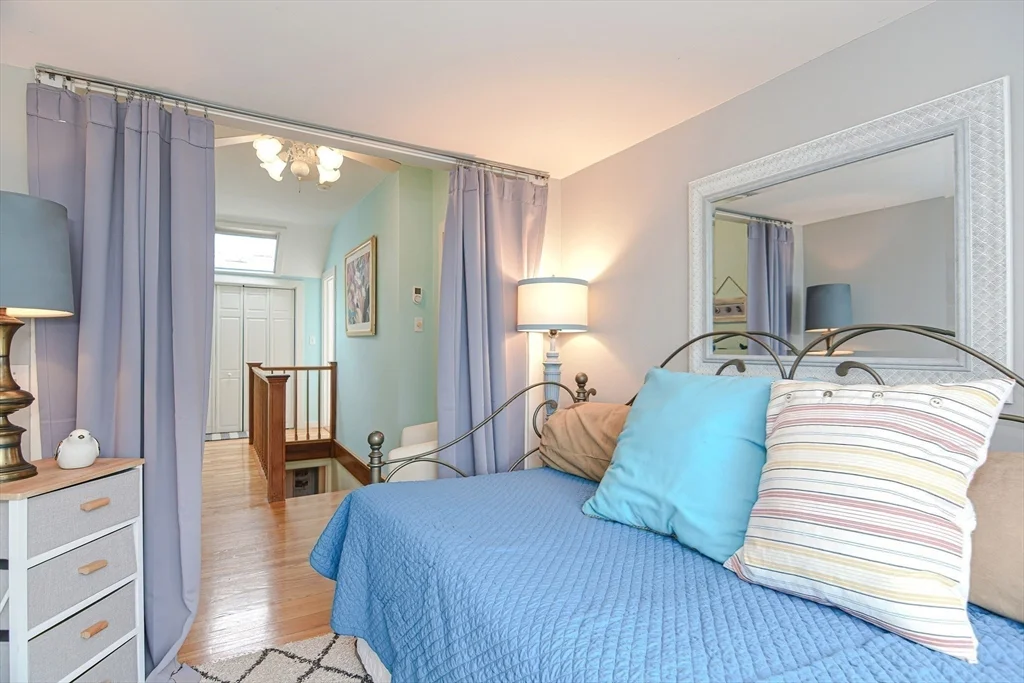 93 Granite St, Rockport