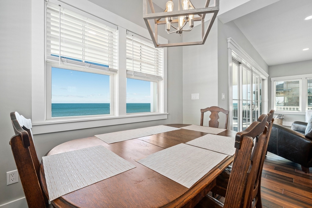 61 Gurnet Rd, Duxbury