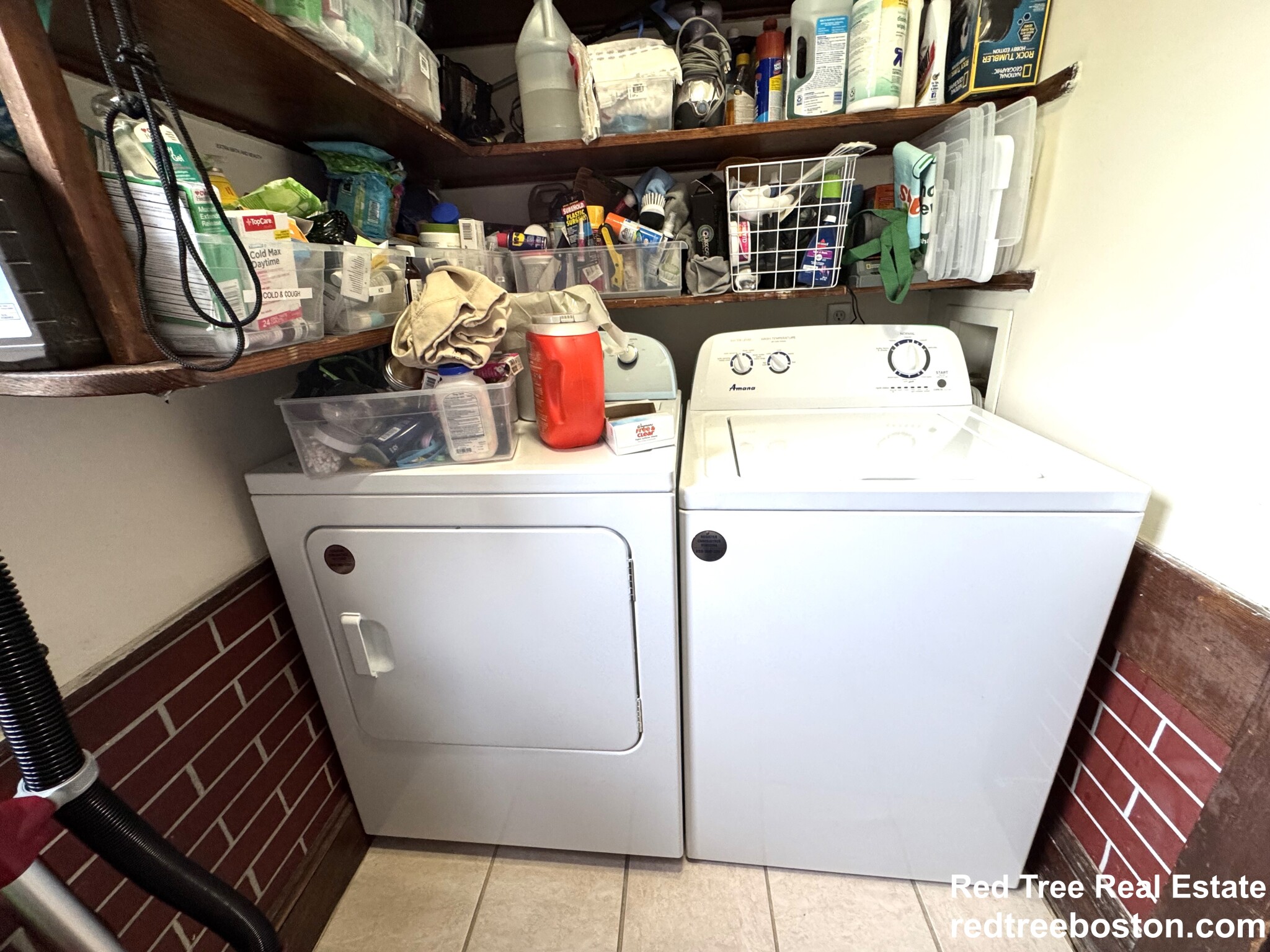 242 Belgrade Ave, Roslindale