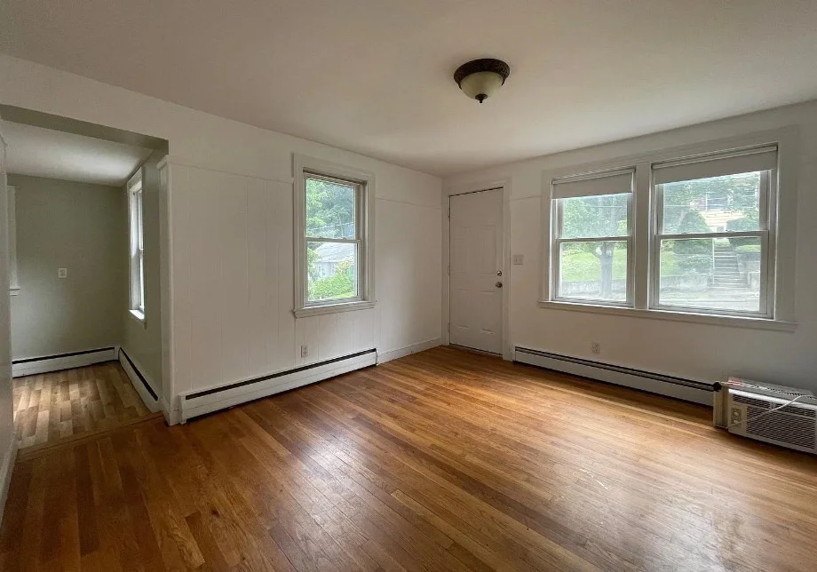 90 Cabot St, Cedarwood