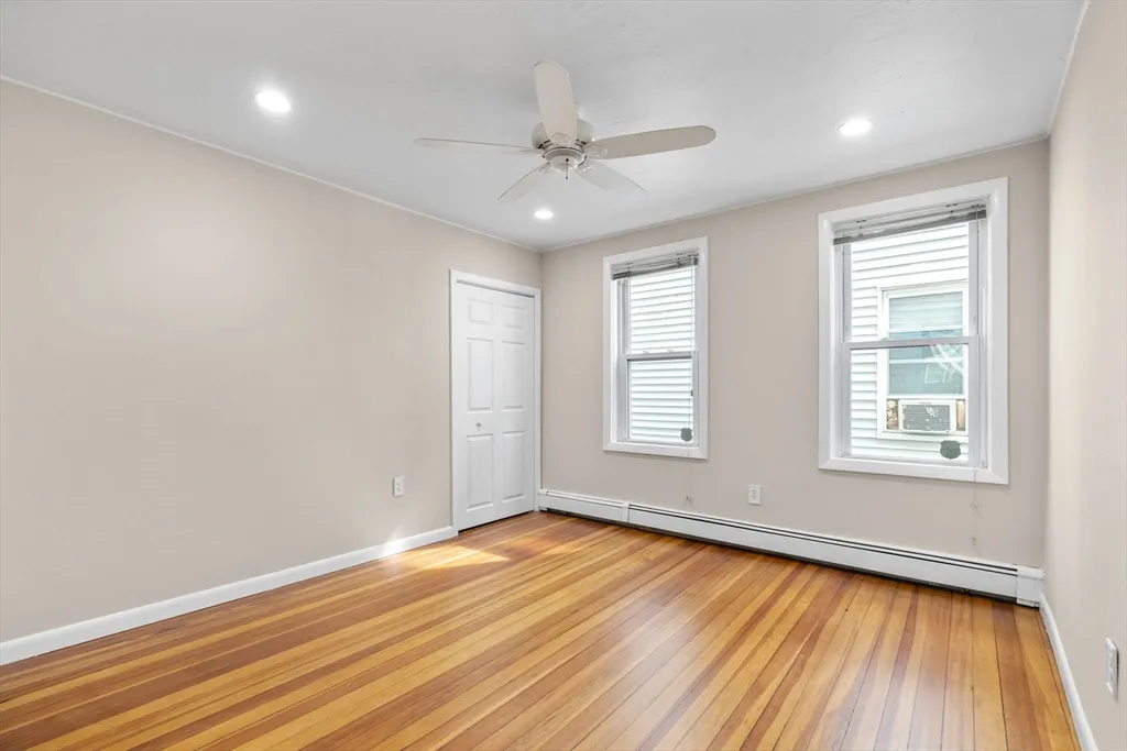 17 Wheeler Ave, Medford