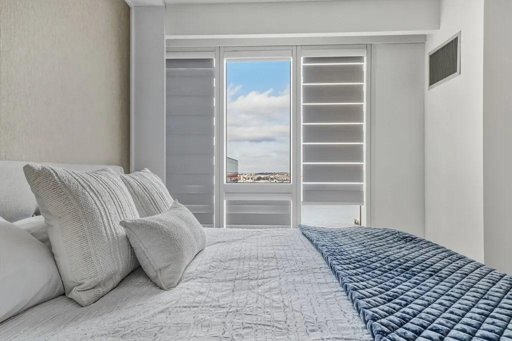 150 Seaport Blvd, Seaport District