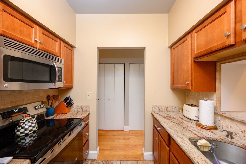 106 13th St, Charlestown