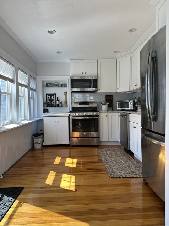 64 Oxford Ave, Haverhill