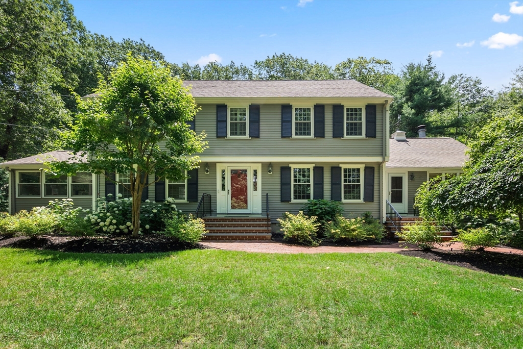 26 Cedar Hill Rd, Dover