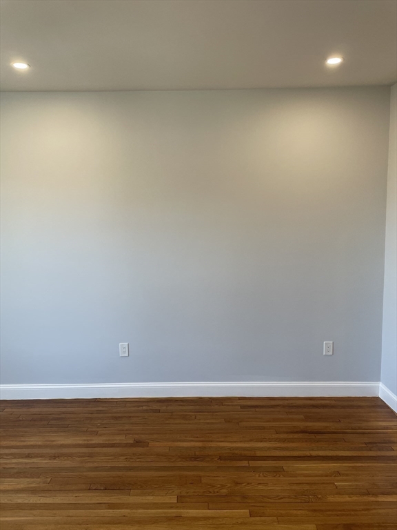 3 Alton Pl, Coolidge Corner