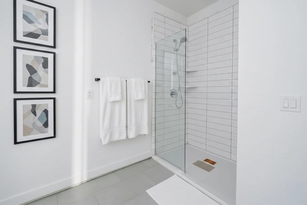 1035 Commonwealth Ave, Allston