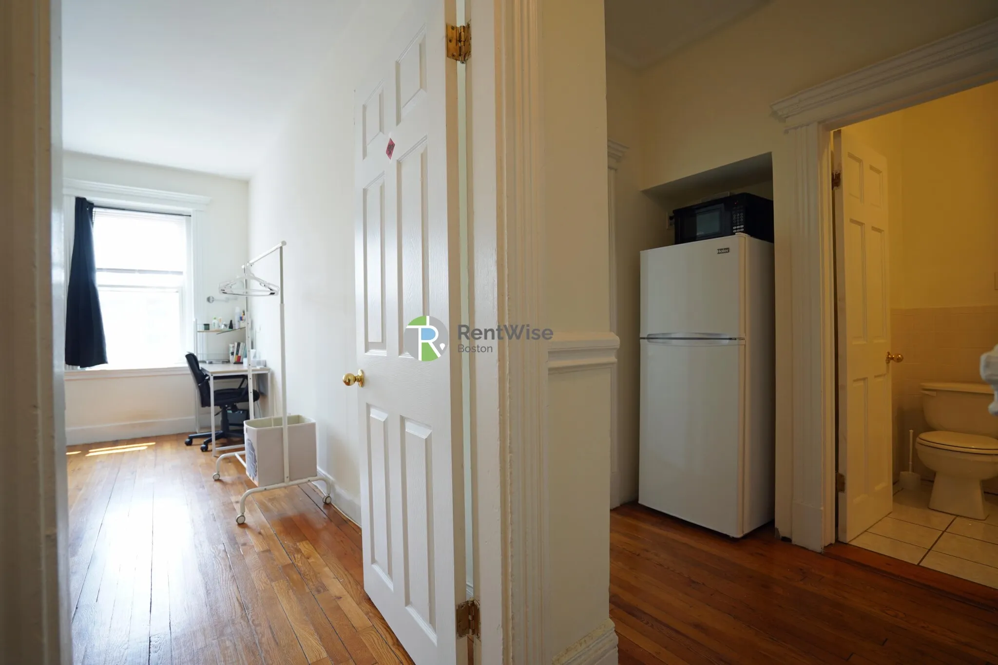 1298 Commonwealth Ave, Allston
