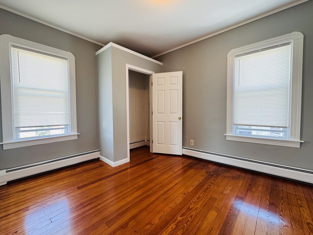 171 Hunter St, Fall River