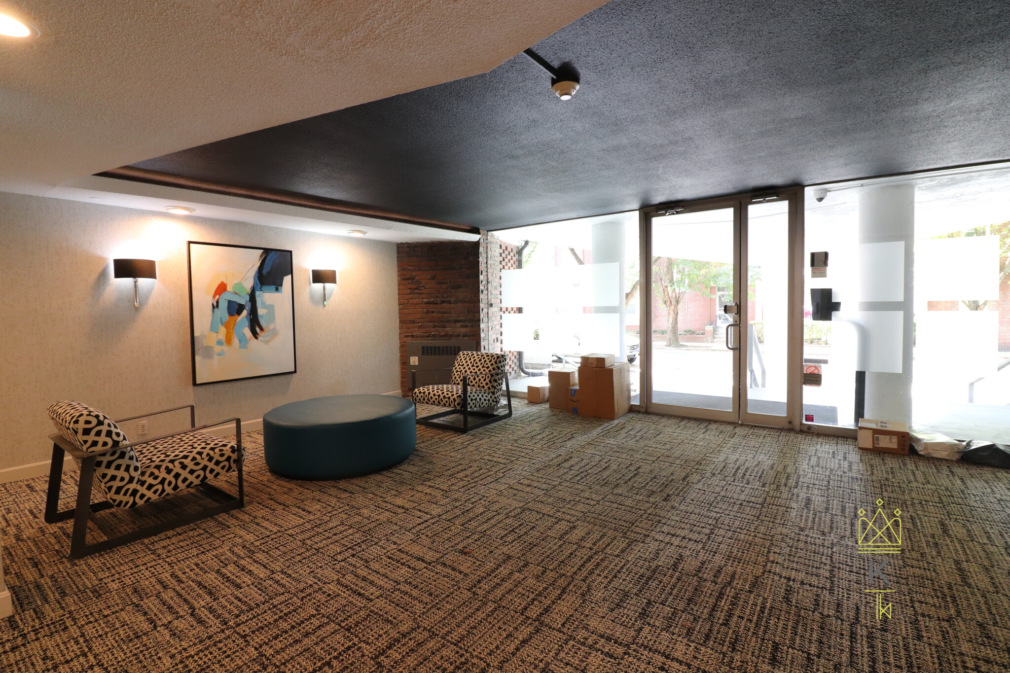 19 Winchester St, North Brookline