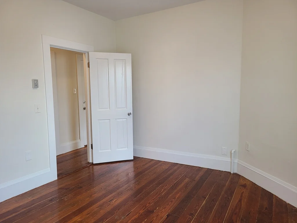 27 Buttonwood St, Dorchester