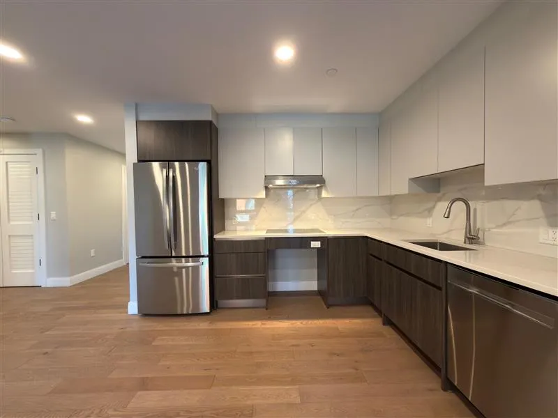 9 Central St, Spring Hill