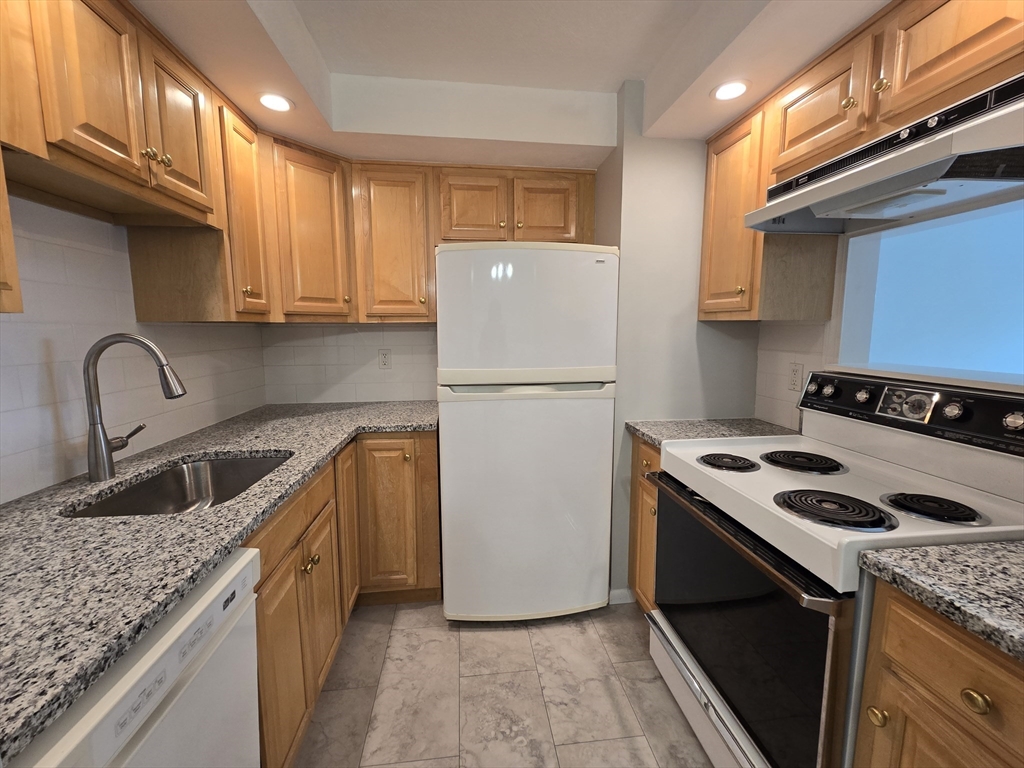 135 East Main St, Westborough