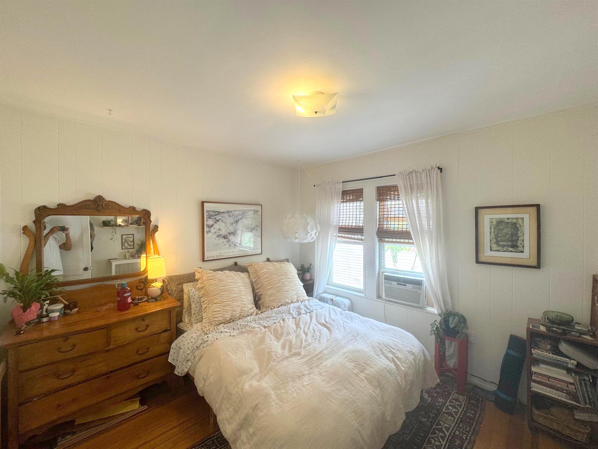 16 Corinthian Rd, Tufts