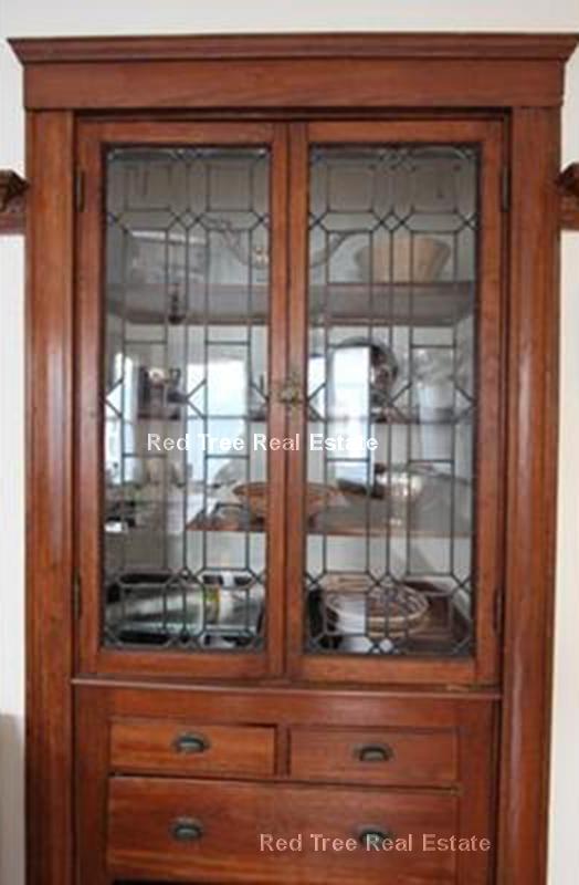 385 Pond Ave, Brookline