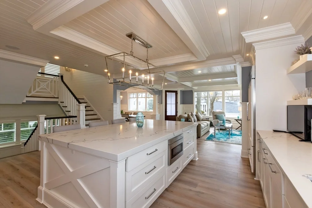 25 Cushing Ave, Crow Point