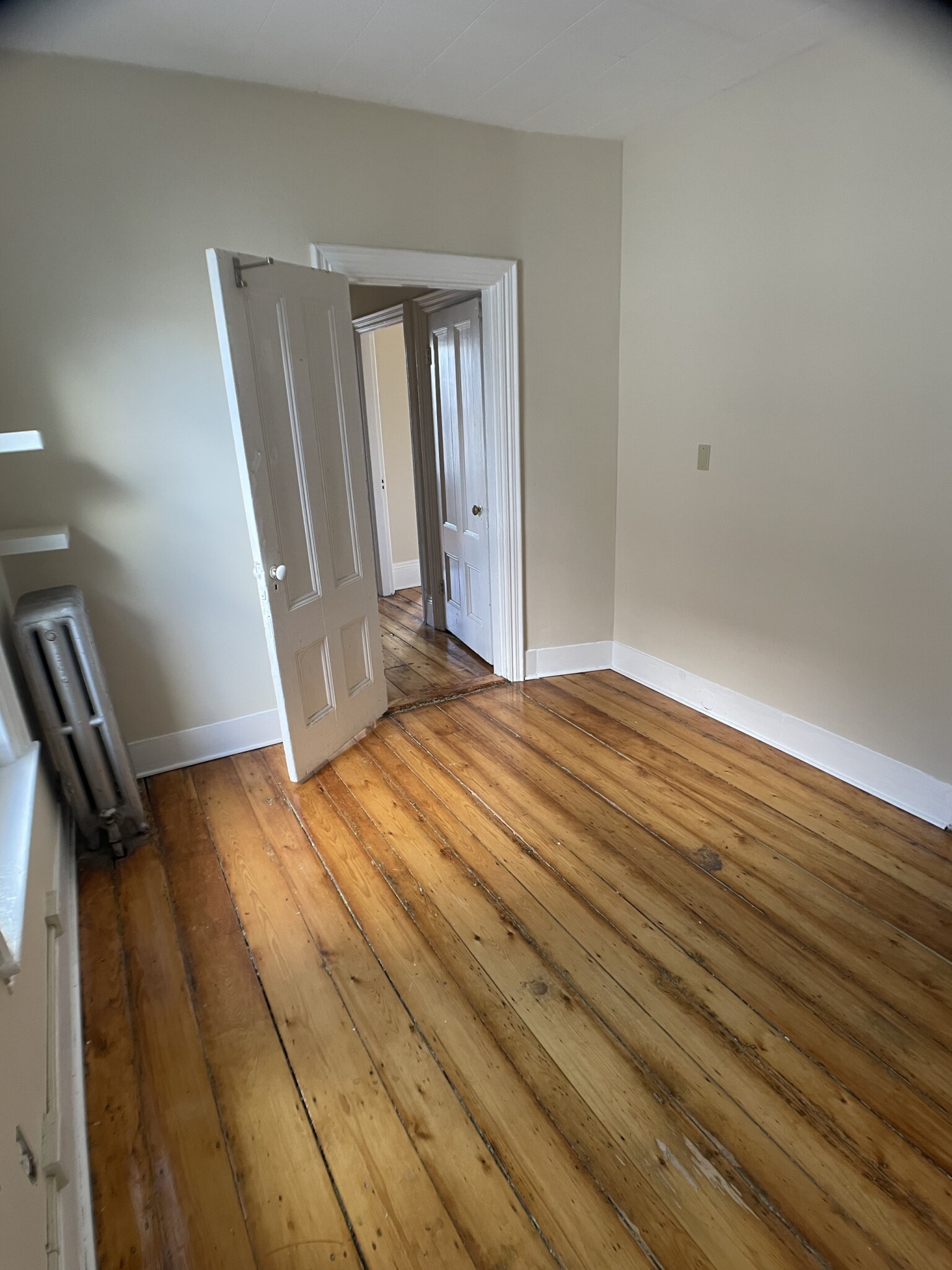 11 Clarendon Ave, Teele Square