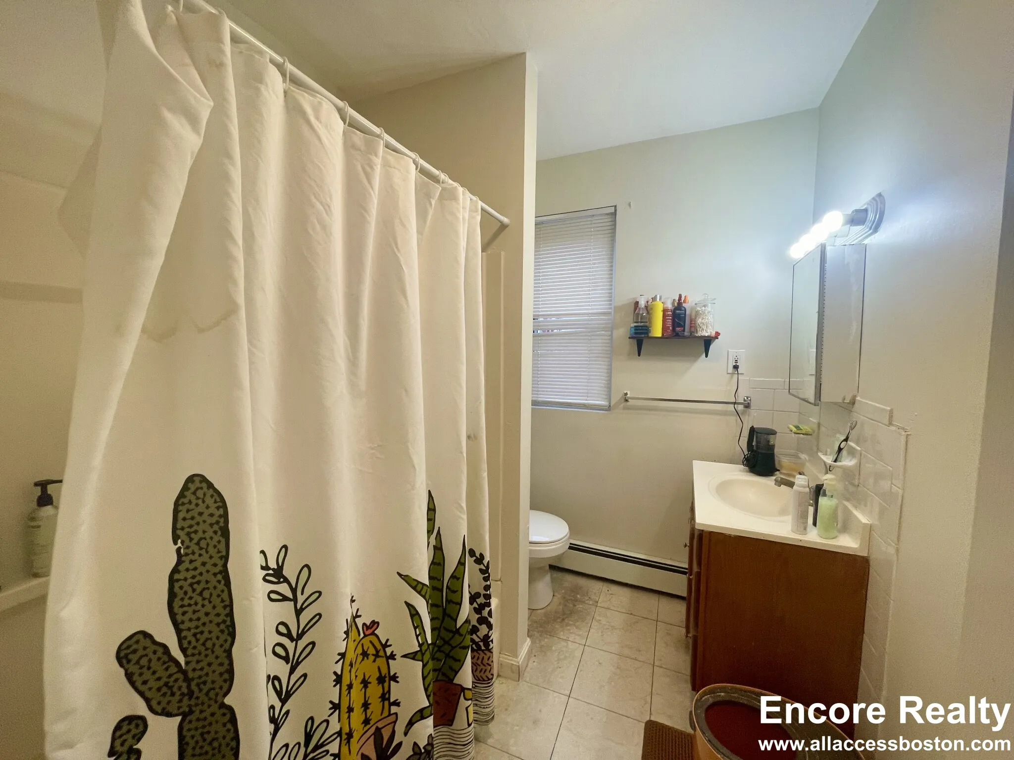 75 Putnam St, Eagle Hill