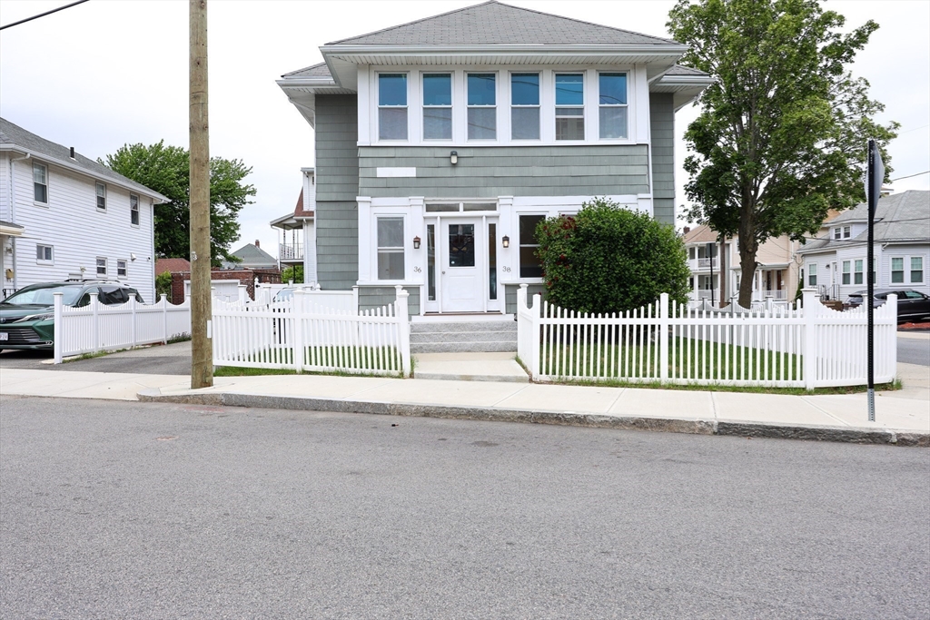 36 Lancaster St, Quincy