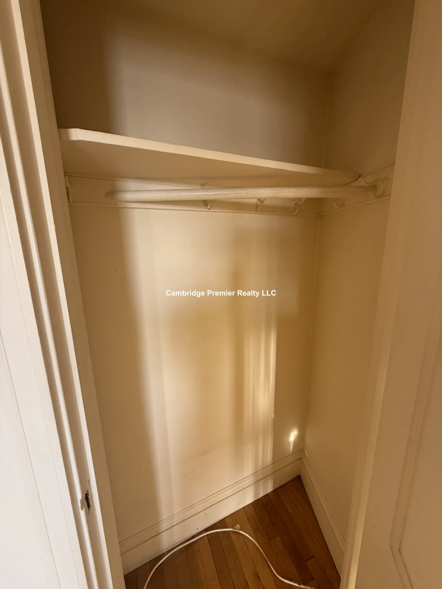 19 Garden St, Neighborhood Nine