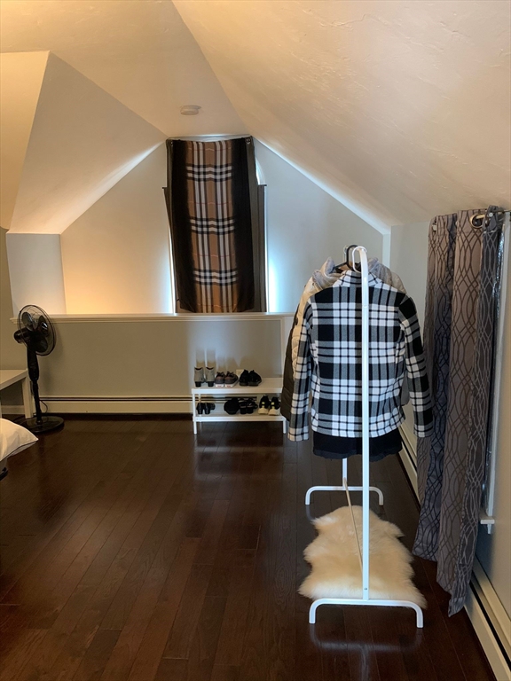 2 Saint Germain, Quincy