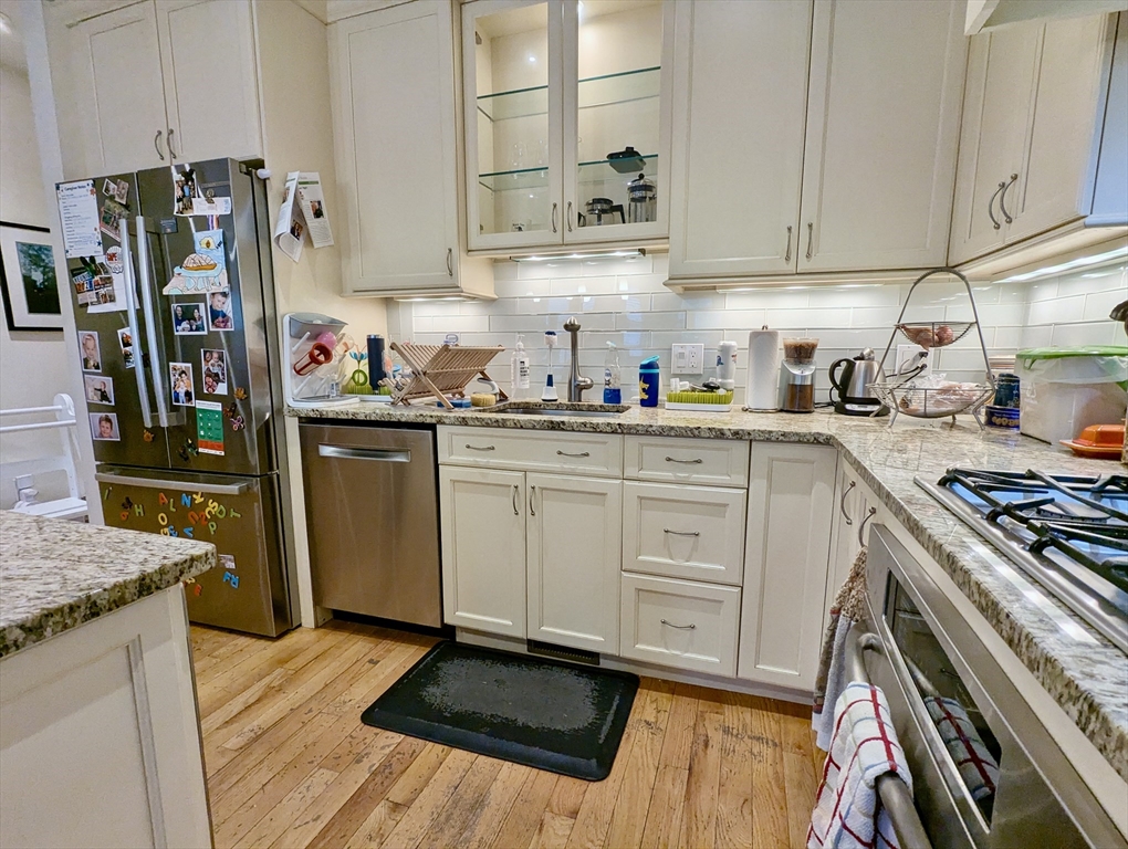 925 East Broadway, South Boston