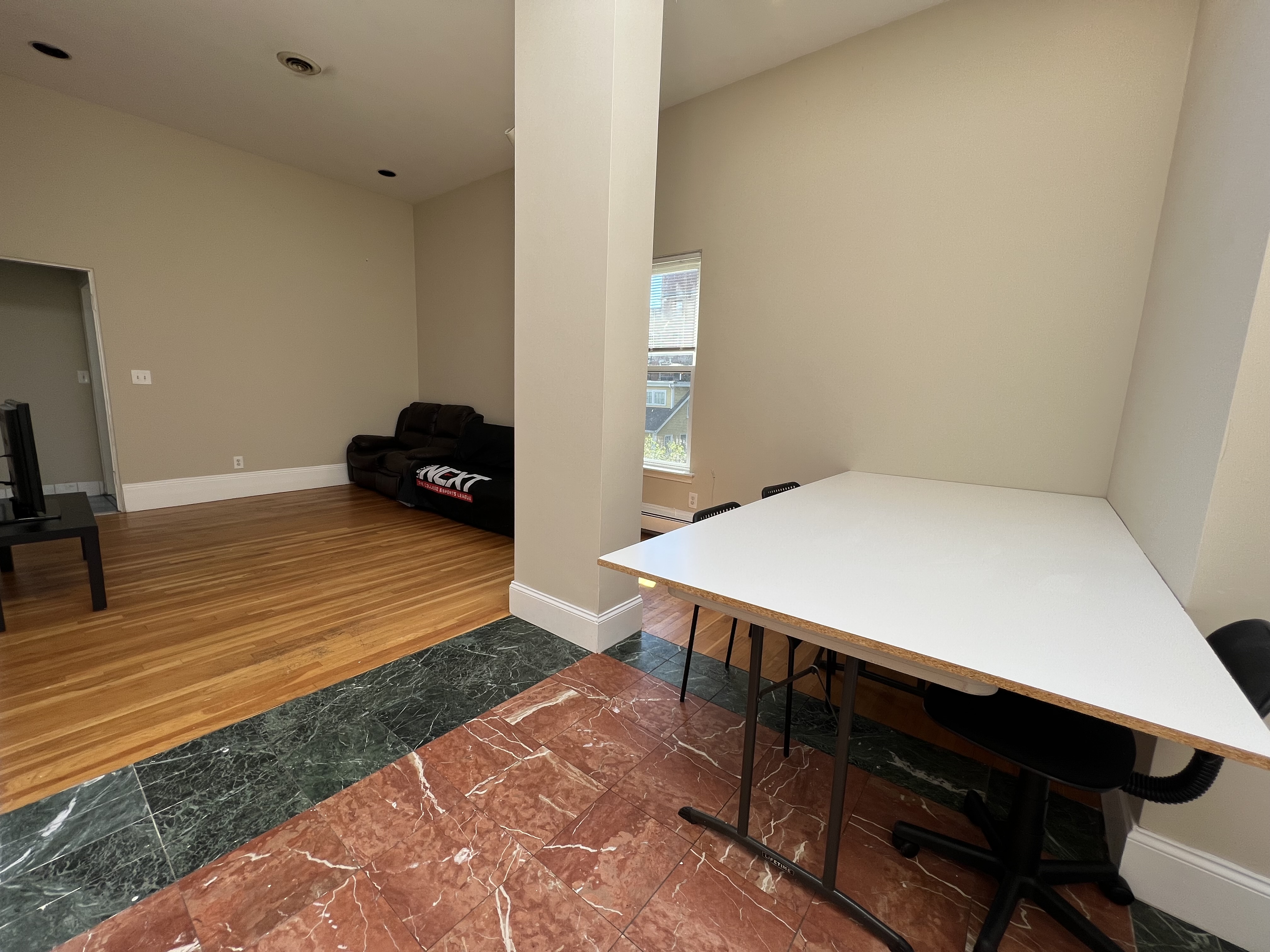 8+ bed, 3.5 bath apartment for rent at 1000 Memorial Dr Unit 2, Harvard Square — photo 6 of 17