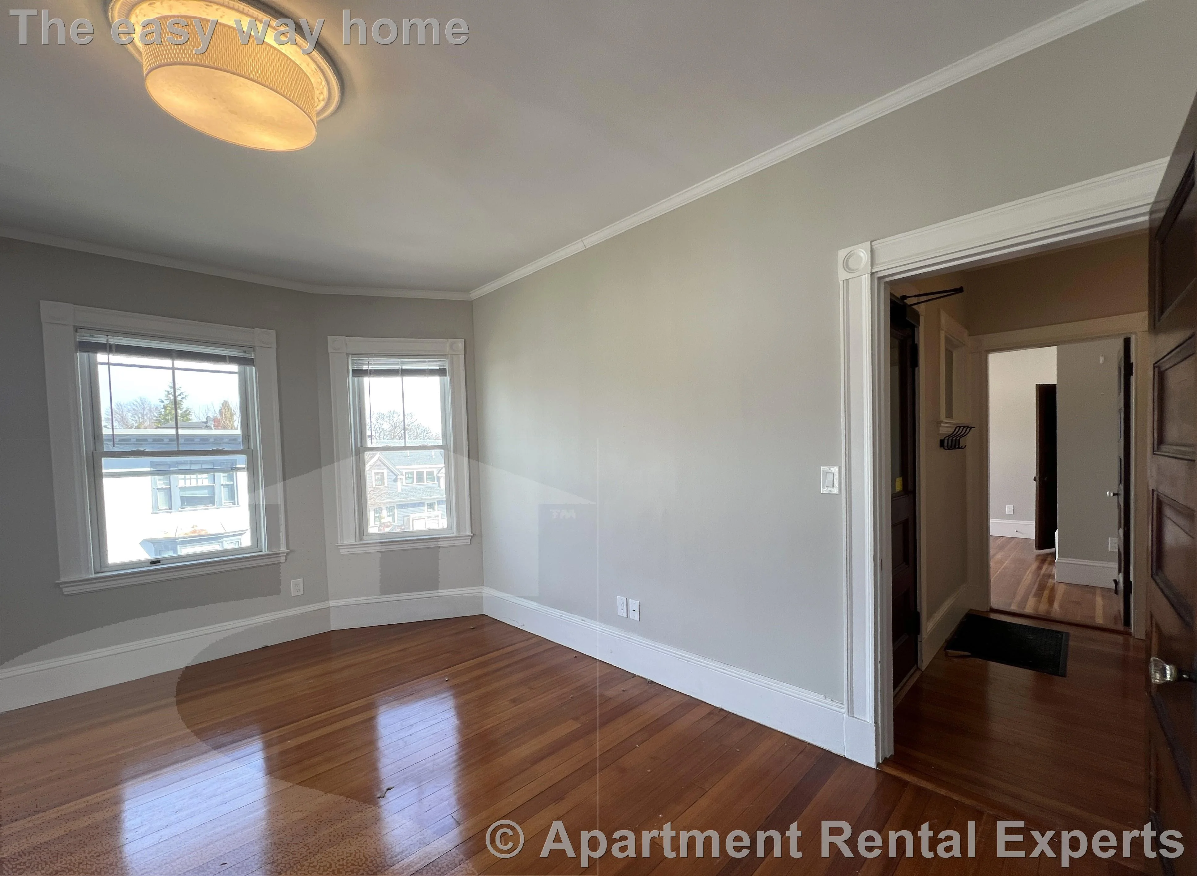 107 Oxford St, Porter Square