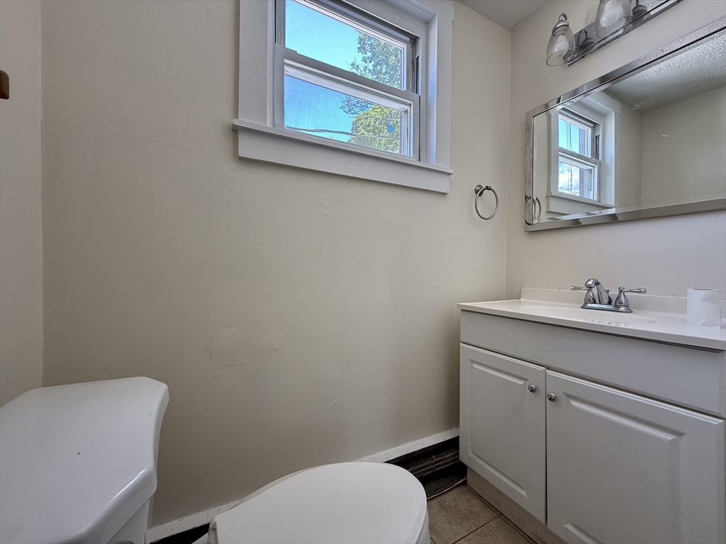 11-13 Mason Ave, North Attleboro