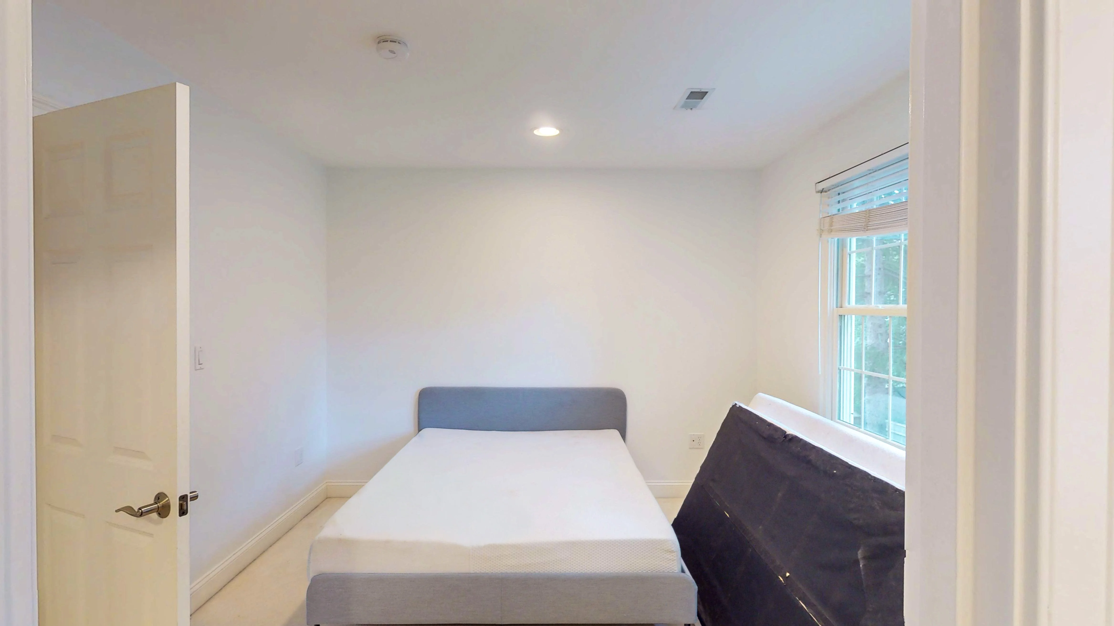 27 Mellon Rd, Wellesley