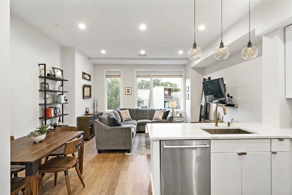 303 Sumner St, East Boston