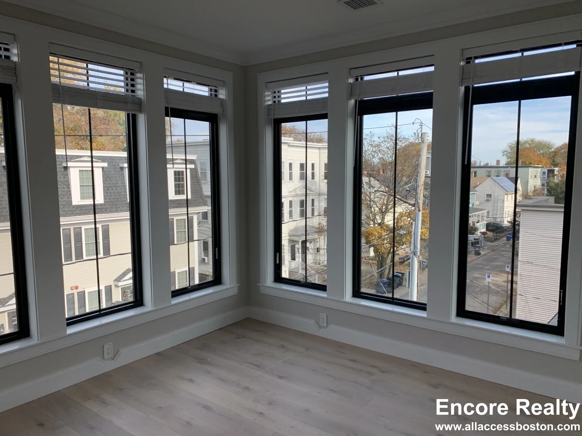 157 Everett St, Allston