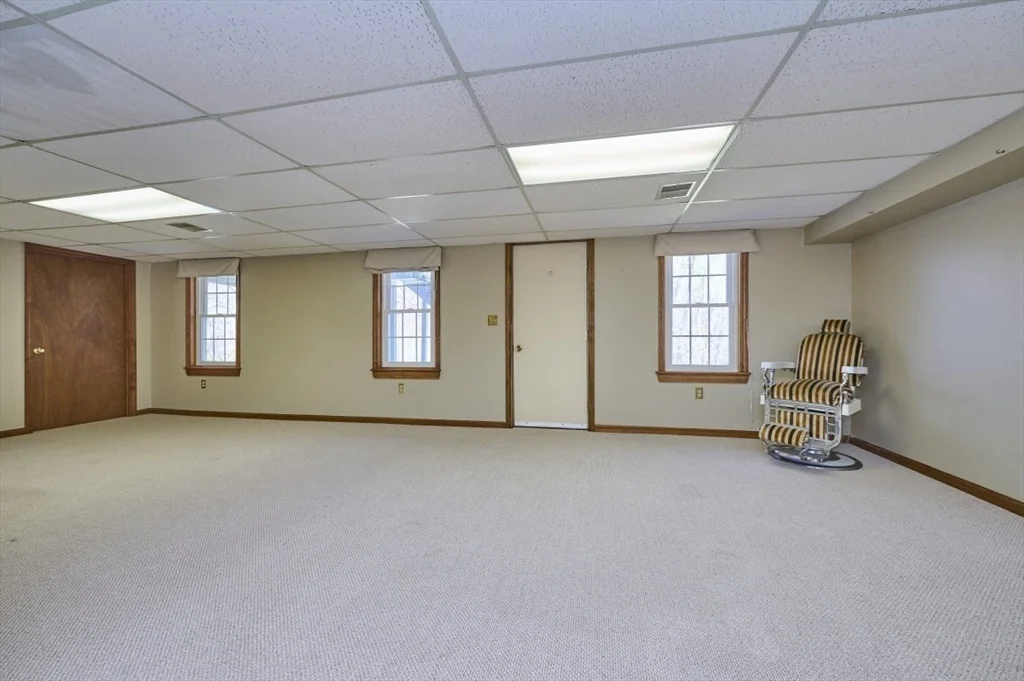 7 Gibbs Valley Path, Framingham