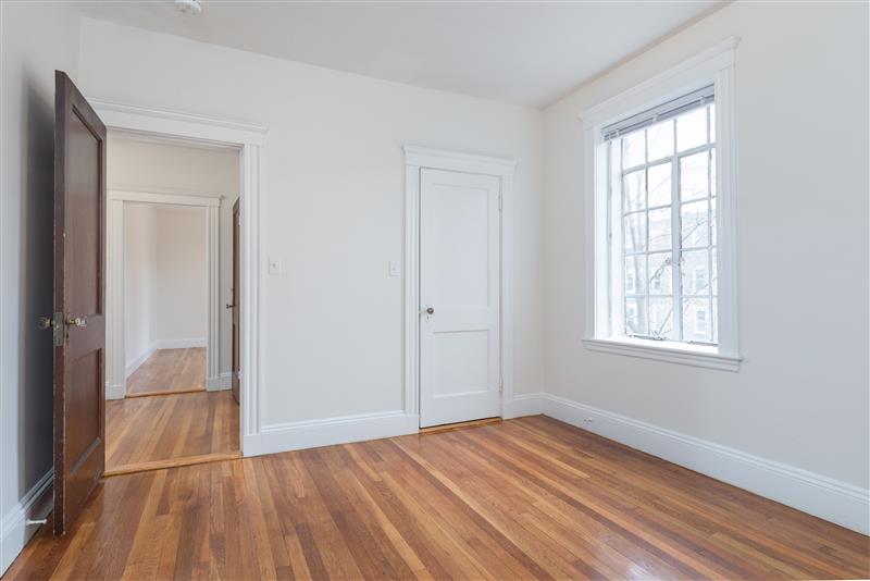 28 Langdon St, Neighborhood Nine