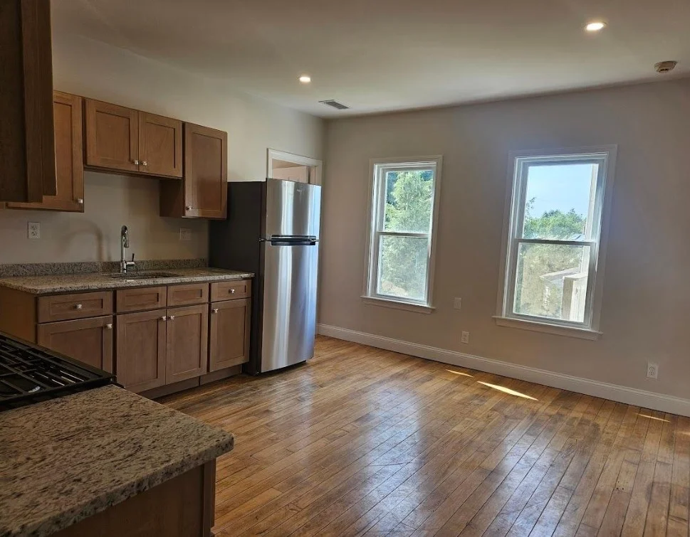 293 School St, Stoughton