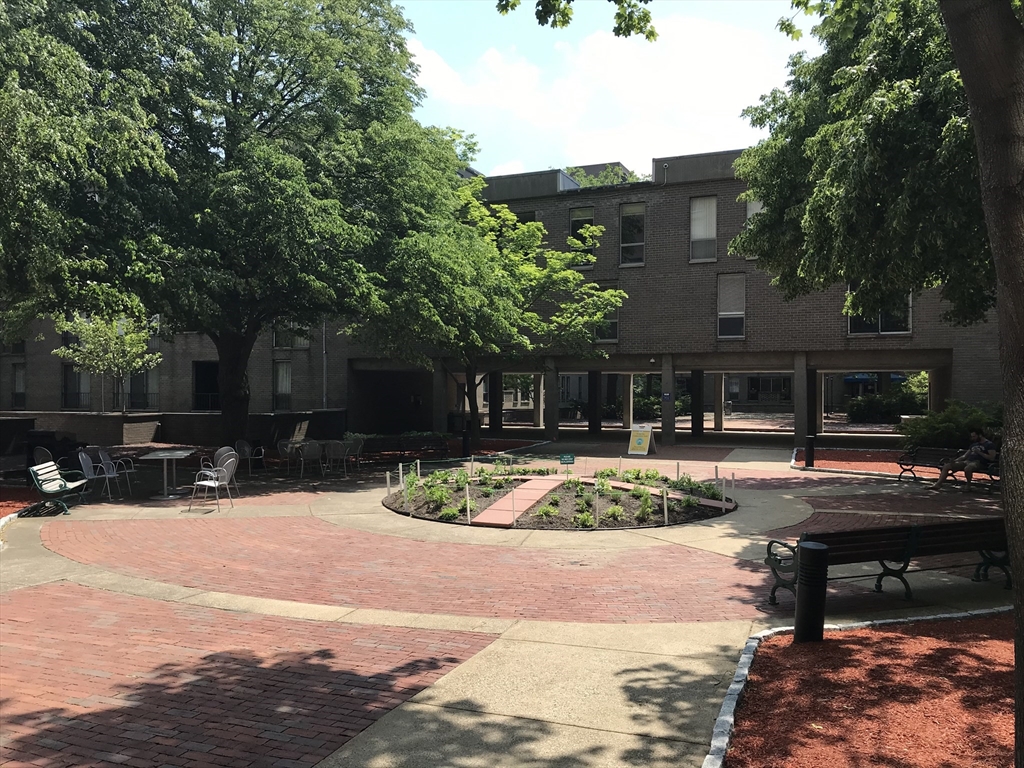 44 Washington St, Brookline Village