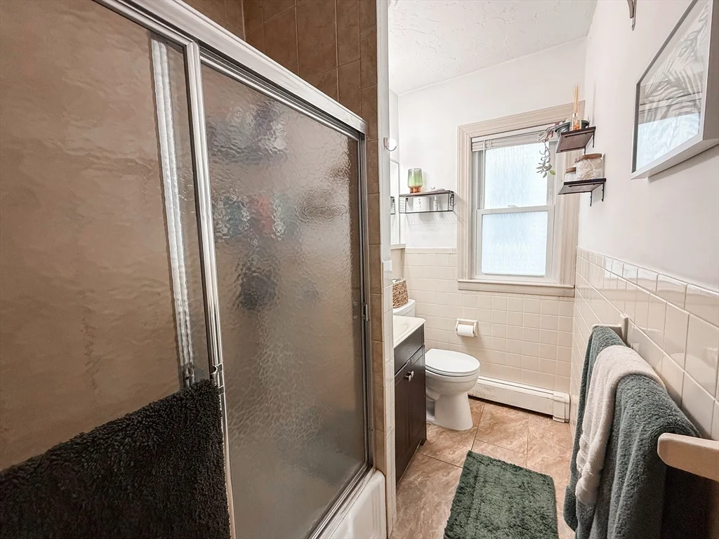 10 Hunnewell Ave, Brighton