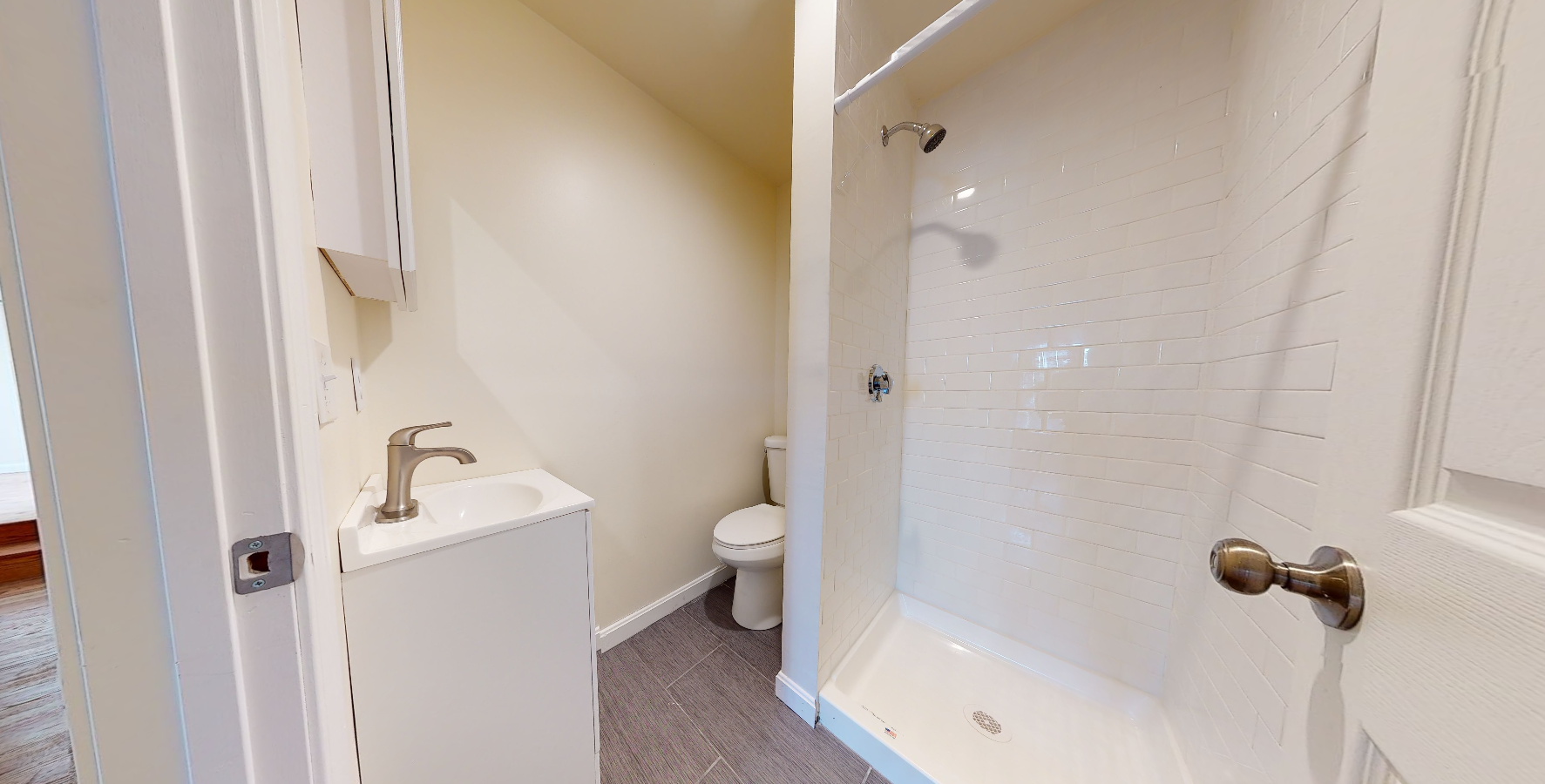 2 bed, 1 bath apartment for rent at 525 East 3rd St Unit 2R, South Boston — photo 5 of 6