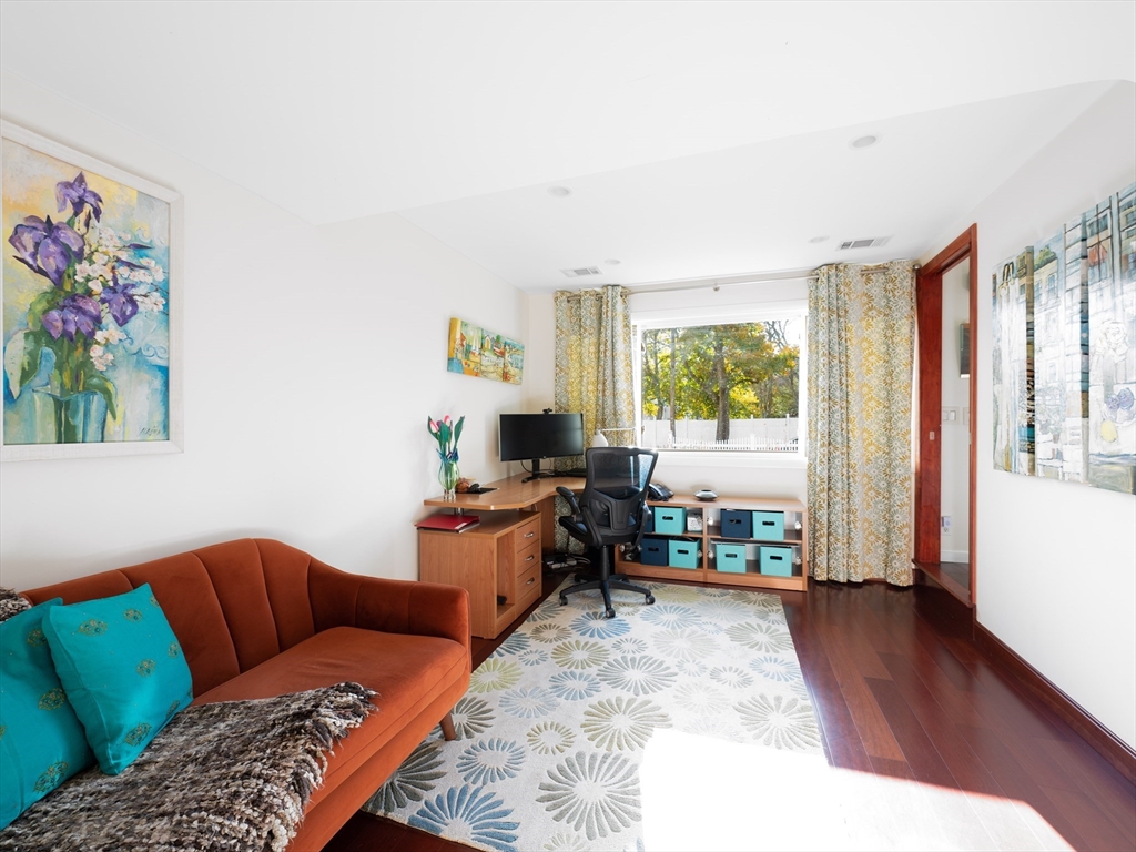 11 Mildred Rd, Newton