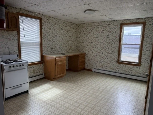 19 Lexington, Fall River