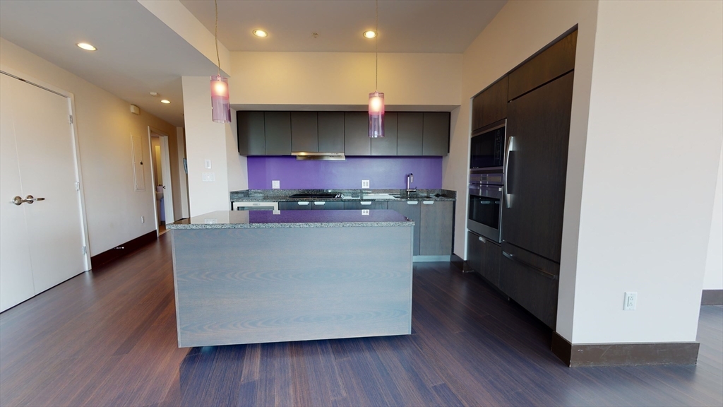 110 Stuart St, Downtown