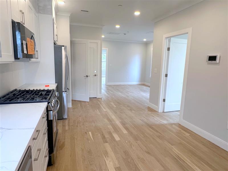 37 Gore St, East Cambridge