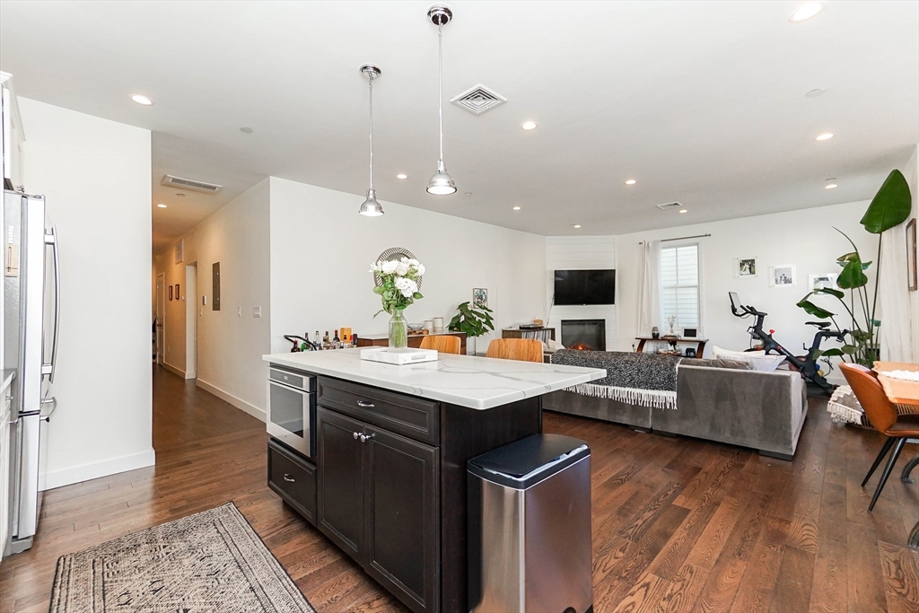 213 East Eagle St, East Boston