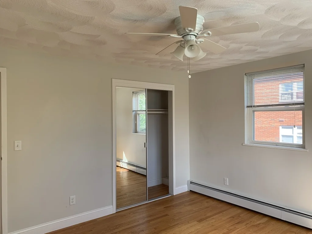 1105 Lexington St, Waltham