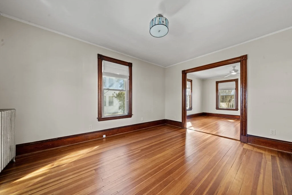 7 Sweetser Ave, Reading