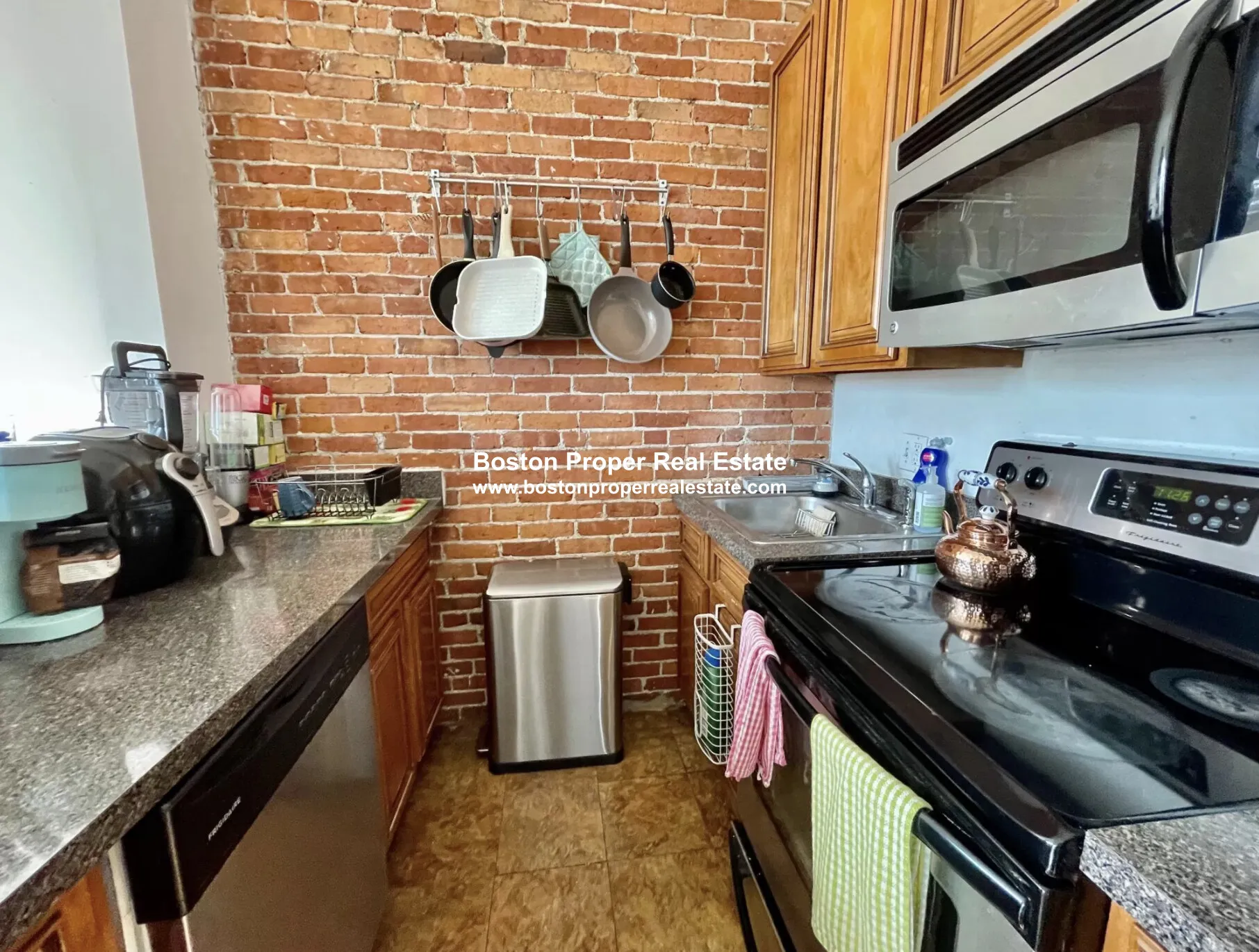 23 Cortes St, Back Bay